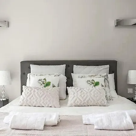 Medicis By Interhome * Cannes