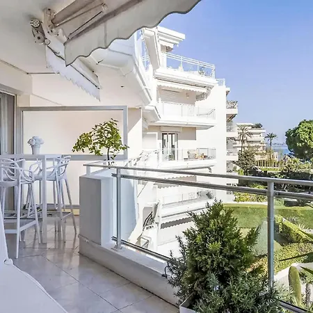 Medicis By Interhome Appartement Cannes